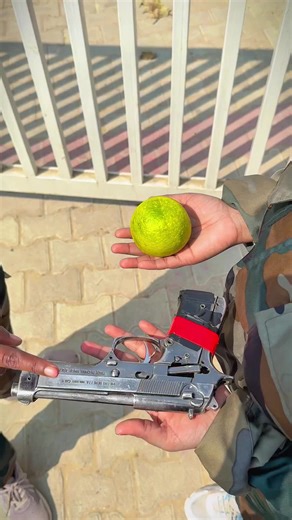 Salute Indian Army😭🙏 _ Mere Desh Ke Veer Jawan Ke Zindagi😭🙏 _ _youtubeshorts _indianarmy _armystatus#tik_tok #fyp #viral video #usa #unitedkingdom