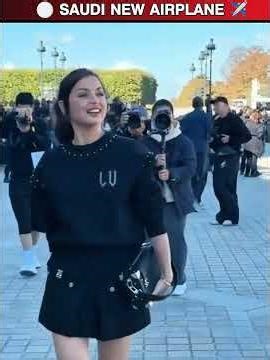 😳 Saphed Rang Gaayab! ✈️