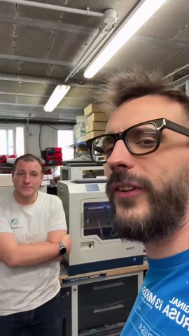 Il Fabrique Son Propre Filament Recyclé À Base De Filet De Pêche