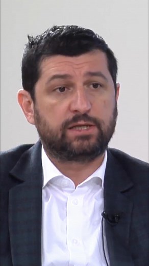 Declarația potrivit căreia România trebuie să aibă relații bune cu toate statele lumii a stârnit reacții diferite. Într-un context global tot mai multipolar, unde fluxurile economice și energetice definesc alianțele mai mult decât ideologiile, diplomația devine un instrument esențial al echilibrului strategic. Rusia continuă să fie principalul exportator de gaz natural la nivel mondial, în timp ce China domină lanțurile de aprovizionare și prelucrare a minereurilor strategice, inclusiv a celor p