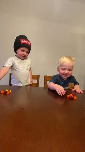 Twins Have No Self Control for Fruit Snacks || ViralHog