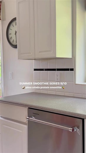 5.3K views · 21 reactions | pina colada protein smoothie 便 // summer...