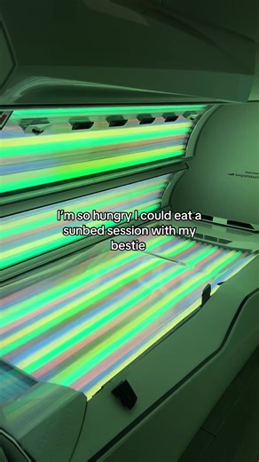 Creative Ways to Enjoy Sunbed Sessions with Friends