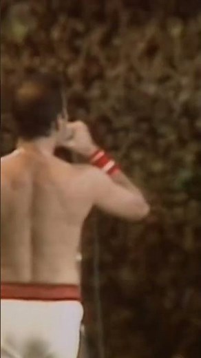 Queen performing Radio Ga Ga live in Rio, 1985 🇧🇷 #queen #shorts
