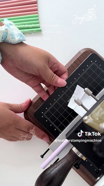 Pencil hot stamping✨#hotfoil #hotfoilstamping #DIY #tutorial #pencil #samllbusiness #fyp #contentcreator #diyproject #diycraft #handmadegifts #handmadewithlove #personalized #hotstampingmachine #leathercraft #leatherwork #handmade #leathergoods #handmadegoods #leather #customerservice #custom #goldfoil #jinglin #jinglinmachine #pencilart #fentysuperbrandday