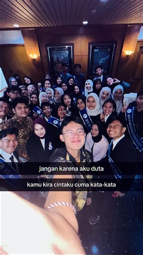 DPMI🎙️ on Instagram: "Jangan kira cintaku cuma kata-kata 😝 Komen “MAU” buat kamu yang mau jago public speaking + bangun personal branding! Nanti MinRa DM link pendaftarannya ya Sobat DPMI🤩 📌TERBUKA UNTUK UMUM, TANPA BATASAN USIA! 📍KEGIATAN ONLINE Halo Sobat DPMI! 🎙️Suara Muda, Suara Perubahan Duta Pembicara Muda Indonesia Batch 4 sudah resmi dibuka! Benefitnya super banyak: ✅Belajar Public Speaking dari Dasar ✅E-Sertifikat Nasional ✅Selempang Pengh