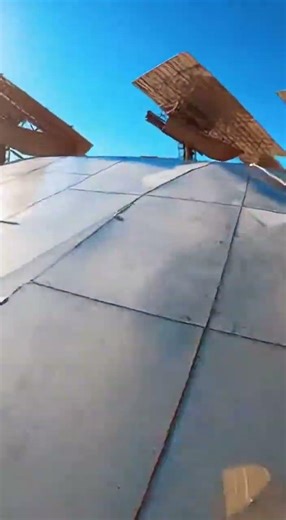 This reflection almost KILLED me... 🪞💀 #Shorts