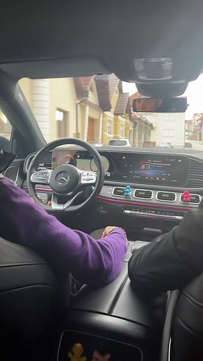 Videoclipuri postate de Nelutu Ban (@agro.ban.teremia) cu sunet original - calin