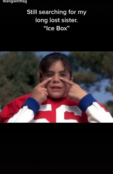 Little Giants: A Nostalgic Football Classic