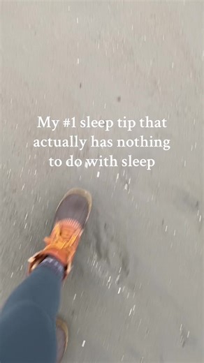 Most people try to fix their sleep… at night. But here’s the plot twist: your sleep actually starts in the morning. A strong morning routine is one of the most powerful (and underrated) ways to get better sleep at night. Here’s why: Your body runs on a circadian rhythm—an internal clock that decides when you feel alert and when you feel sleepy. The signals that set that clock happen first thing in the morning. When I lived near the beach, a long walk was a core part of my morning routine. It was