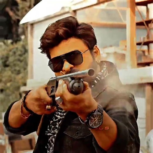 Tujhe Yaha Se Jaan Bacha Kar Apun Hi Nikal Sakta Hai 🔥 Waltair Veerayya Edit 💥 #shorts #viral