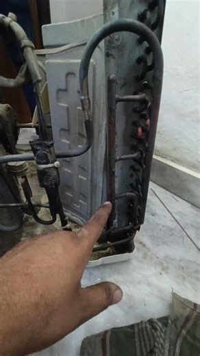 AC Me Bar Bar Gas Bharwani Pad Rahi Hai? Ye Video Dekho ⚠️ Tech Ac