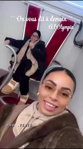 Cheba Zahouania Live Performance at L'Olympia