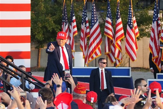 Trump heading to Iowa, how to reserve a spot, tickets