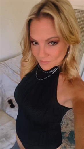 Sometimes I act out the lyrics of my favorite songs! Lady Gaga #chefradchef #fun #funnyreels #sharing #dancing #actingout #inspiration #humor #MarryTheNight | Laura Radcliffe