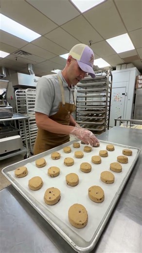 These cookies are like my kids #gingerbreadtwins #twinsburgersandsweets #lafayette #louisiana