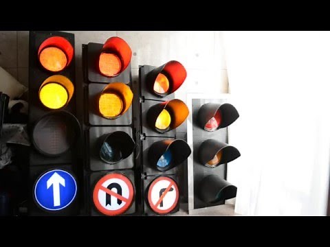 UK traffic signal heads (Plessey, Microsense, PEEK)