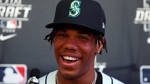 Seattle Mariners switch-pitcher Cijntje wins MILB award