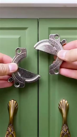 23K views · 67 reactions | A simple yet effective locking system.  | Boutique Jeff | Facebook