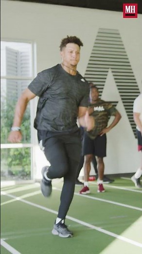 Patrick Mahomes' sprint training is key to a quarterback's success #menshealth #chiefs #superbowl