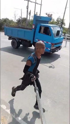 King Of The Road Runner Running Man Legend Perfect Stranger Keep On Running #runrun #fallrun#runblog