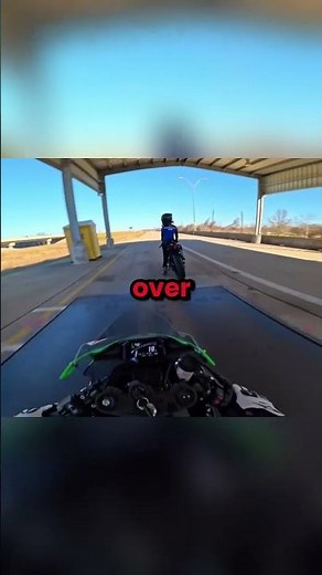 I got chase down by a biker girl Credit: ‪@Unknownriderr__‬