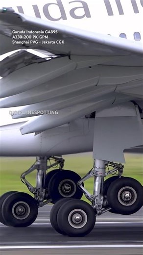 Garuda Indonesia GA895 A330-200 PK-GPM Shanghai PVG - Jakarta CGK