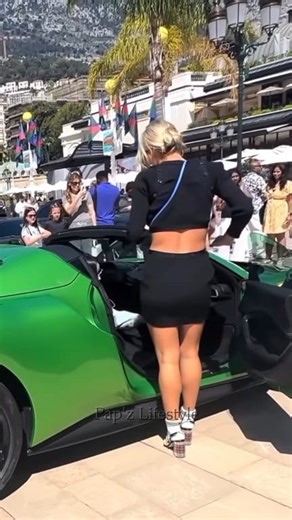 70K views · 1.2K reactions | Beautiful Lady and Supercars #9 殺 #fbreelsfypシ゚ #monaco #supercars #luxurylifestyle | Pap'z Lifestyle | Facebook