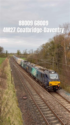 Easter ECML divert 88009 & 68009 power 4M27 Coatbridge-Daventry east of Longniddry #train #railway