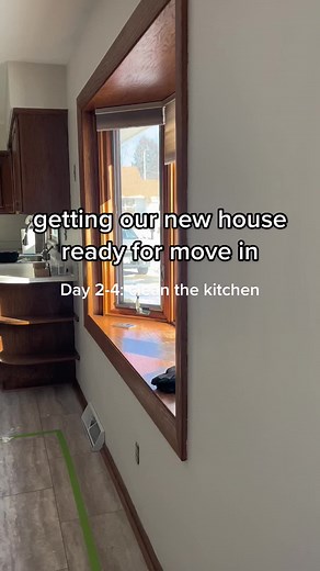 🤢🤢 #newhome #kitchenrefresh #cleantok #kitchennightmares