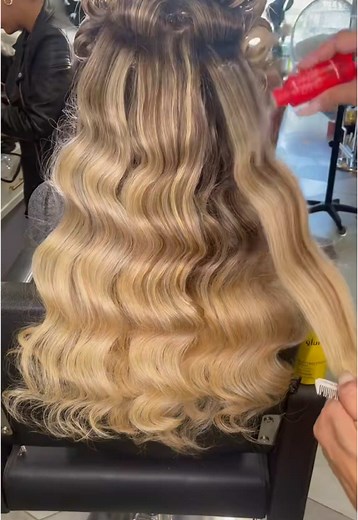 #onthisday #creatersearchingsight #hairtok #hairstyle #beautytok #weddinghair #weddinghairstyle #hairtutorials