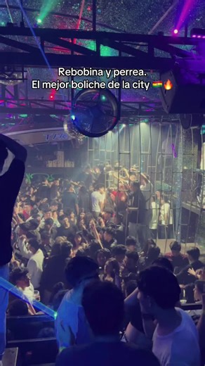 Rebobina y Perrea: El Mejor Boliche en Bolivia