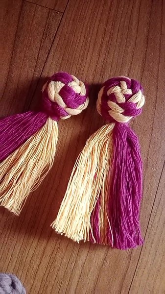 Preparando sus pedidos ❣️💓#macrame #macrametutorial #macramelove #arosmacrame #hechoamano #aros #pendientes #pendientesmacrame