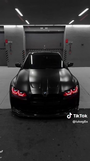Explore the BMW M3 Competition's Performance Features