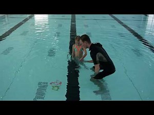 Zelf leren zwemmen. Les 1: Onder water gaan