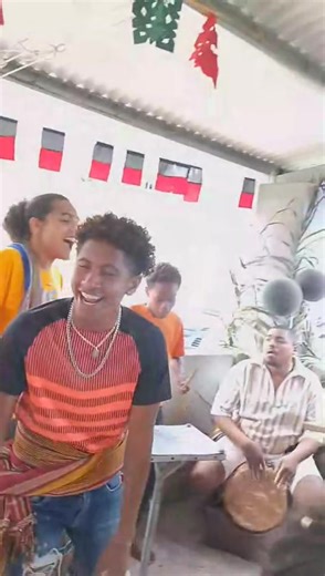 MON LÉKIP🫵🏽❤️ - Service Kabaré Malagasy 🇲🇬 | Doucement Taper 974 🇷🇪🇷🇪