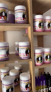 Curlyn siempre estará para ti . | Curlyn