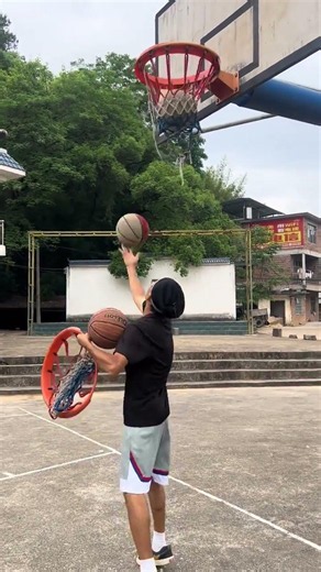 Classic Dunk Challenges: Old School vs Middle School Skills on the Court