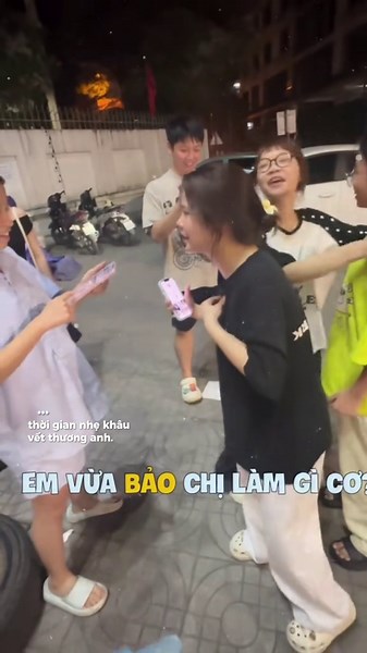 Oanh Gặp Fan, Phản Ứng Hôn Sơn Đơ