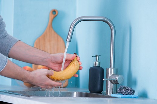 Should You Wash Bananas After Bringing Them Home? Experts Clear Up the Confusion