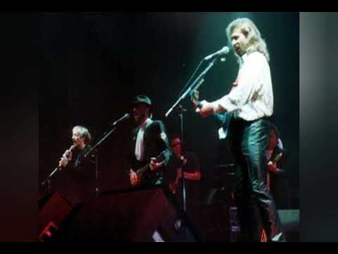 Bee Gees High Civilization Tour Wembley Stadium, London, UK 7 July (1991)