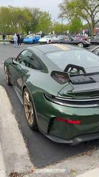 Oak Green Metallic Porsche 911 GT3 Weissach 992.2 - Walkaround [4K] #porsche #supercars #edm
