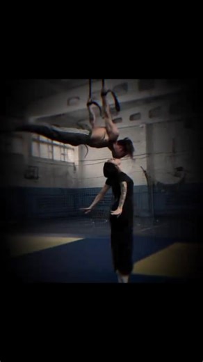 LOG PIYAR Sa Anti khta hai (@log.piyar.sa.anti)’s videos with original sound - Arooba