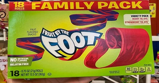 Fruit By The Foot (History, Flavors, FAQ & Pictures) - Snack History