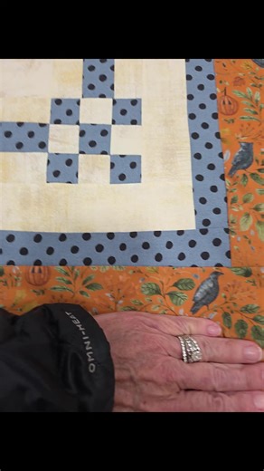 Drama trauma fixed! I I hadn't told anyone , who would of known? No one. But it is a shared learning curve!#longarmquilting #fabric #quilting #sewing #quiltersoftiktok @RileyBlakeDesigns