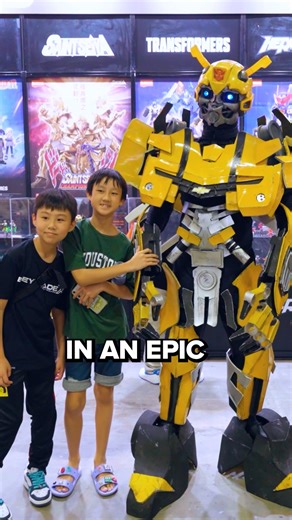 🚨 The countdown begins! Singapore Comic Con 2025 lands this December 🚀 🌟Event Dates: 🔵𝟱 𝗗𝗲𝗰 𝟮𝟬𝟮𝟱: VIP ticket holder, invited guests & media only (6pm - 10pm) 🔴𝟲–𝟳 𝗗𝗲𝗰 𝟮𝟬𝟮𝟱: 10am - 8pm (Early access 9am) 📍Marina Bay Sands Expo & Convention Centre, Level 1 & Basement 2 Get your tickets now at: sistic.com.sg/events/sgcomic1225 #SGCC2025 #SingaporeComicCon #SGCC | Singapore Comic Con - SGCC