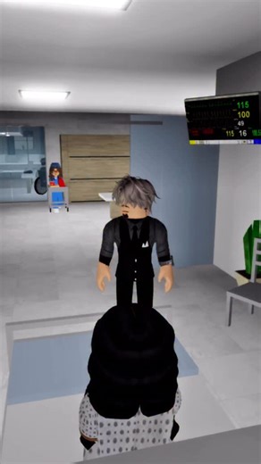 MIIH🍪 on Instagram: "Olha quem apareceu no hospital 🏥😨#roblox"