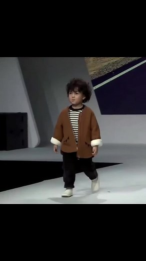 These kids on runway are going to be the cutest things you'll see today🥺 #runway #fashion