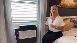 Joy Pebble Window Air Conditioner, 12000 BTU Window Room Air Conditioner for Room Cools Up 550sq.ft,Window AC Unit with Cooling, Dehumidifier and 3 Fan speeds, 24-hour timer & ECO mode