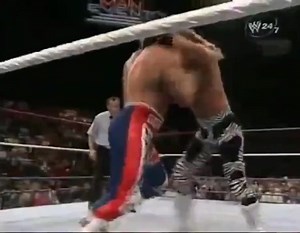 2.4K views · 64 reactions |  WWF Intercontinental Championship Match  Champion: The British Bulldog vs  Challenger: Shawn Michaels  WWF Saturday Night’s Main Event  October 27, 1992 An unforgettable clash between two legends at the height of their careers!  #WWE #WWF #ProWrestling #WrestlingHistory #ShawnMichaels #BritishBulldog #ICTitle #WWFClassics #SaturdayNightsMainEvent #Throwback | World News Time | Facebook